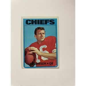 Len Dawson 1972 Topps #245 in excellent condition